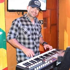 Meet your Posher, Javier